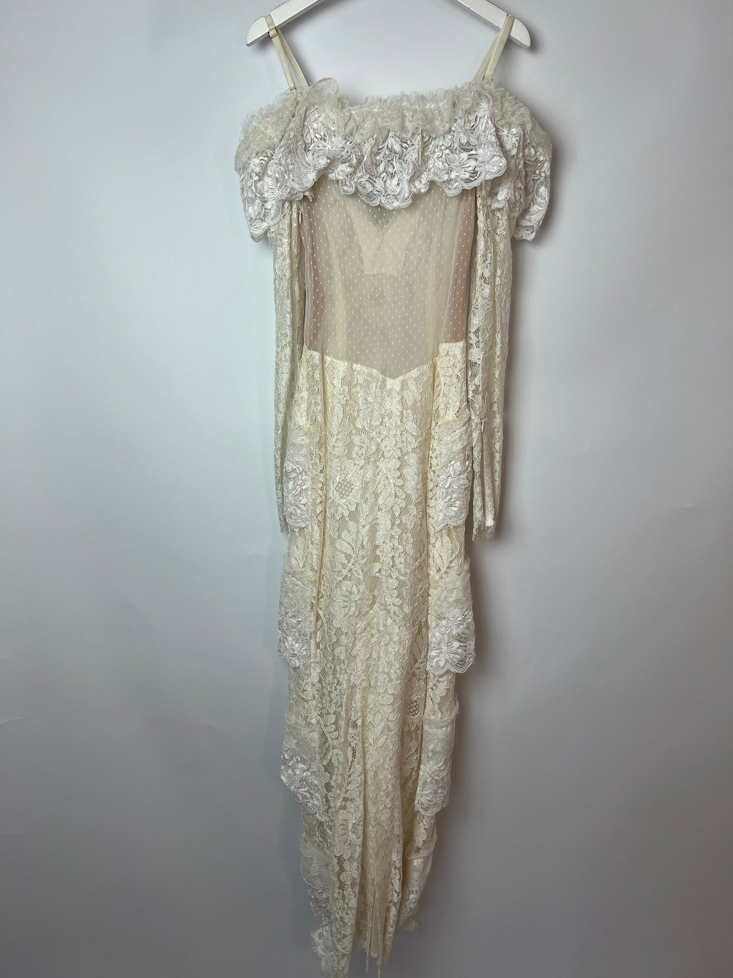 Alessandra Rich White Tiered Lace Long Sleeve Maxi Dress with Frills and Bow Detail Size IT 38 (UK 6)