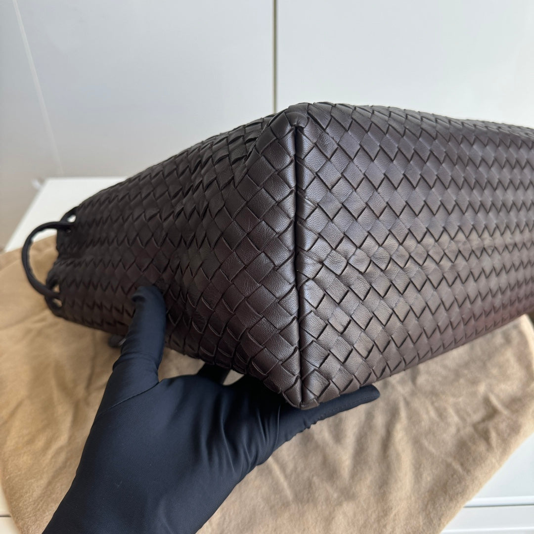 Bottega Veneta Garda Shoulder Bag Intrecciato Nappa Leather Dark Chocolate Brown Large 33cm