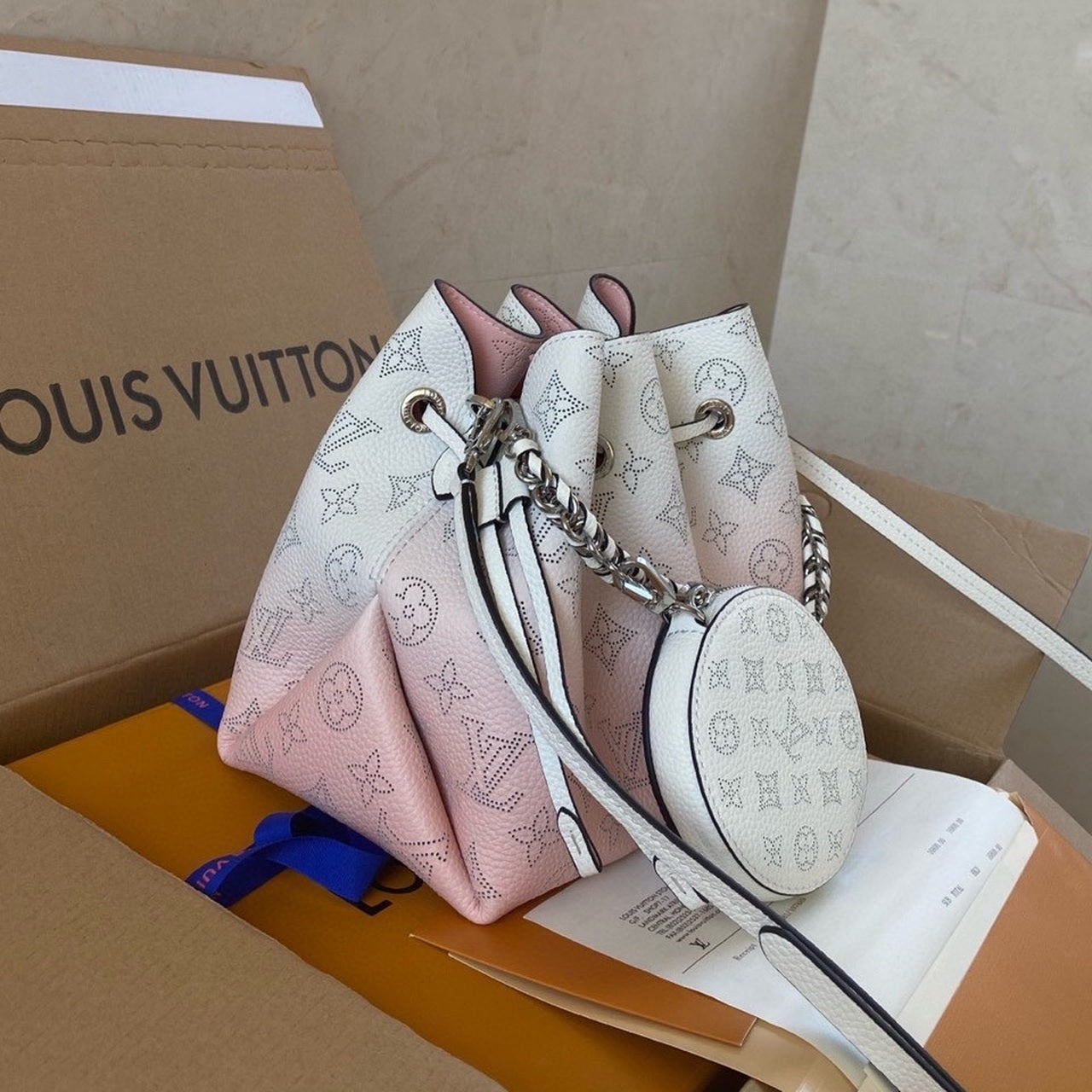Top Quality Bella Bucket Bag Pink For Women,  Shoulder And Crossbody Bags 7.5in/19cm Top Quality M57855