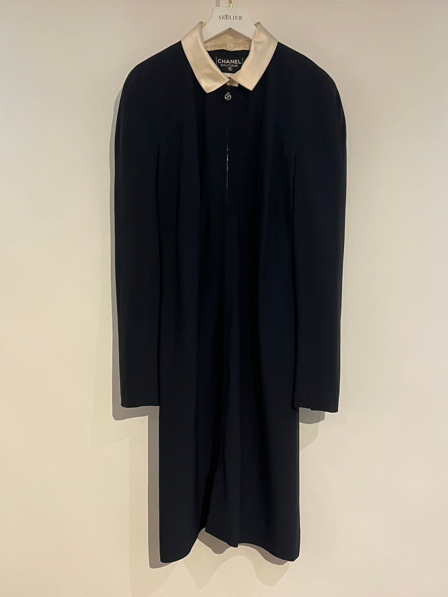 * * Chanel 97/A Navy Long Sleeve Midi Dress with Detachable Collar Detail FR "Petit" (UK 12)