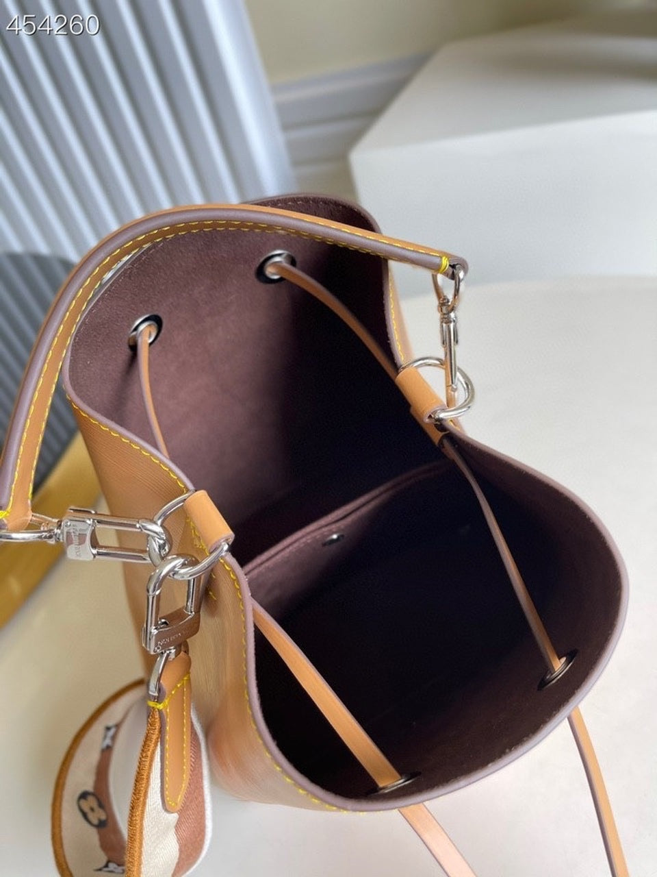 Top Quality NeoNoe BB Bucket Bag Honey Gold For Women,  Shoulder And Crossbody Bags 7.9in/20cm Top Quality M57706