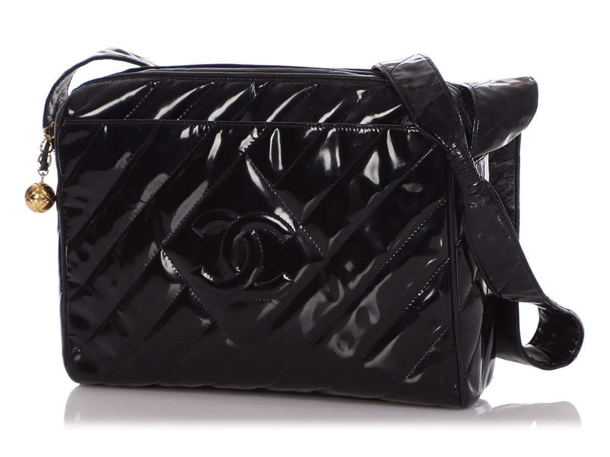 Chanel   Black Patent Crossbody Bag
