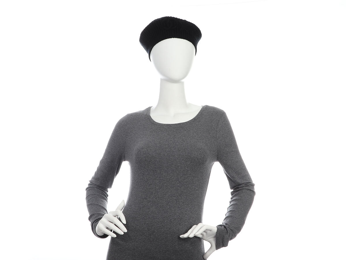 Chanel   Black Knit Cashmere CC Star Beret