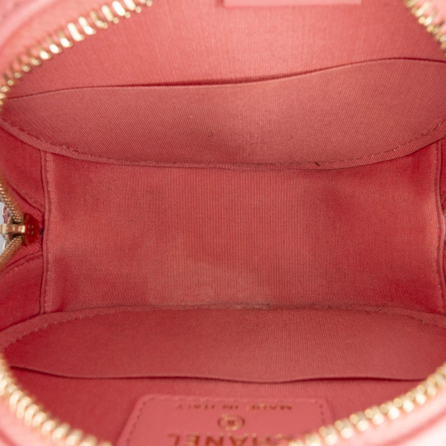 Pink Chanel CC Embossed Caviar Camellia Round Clutch With Chain Crossbody Bag