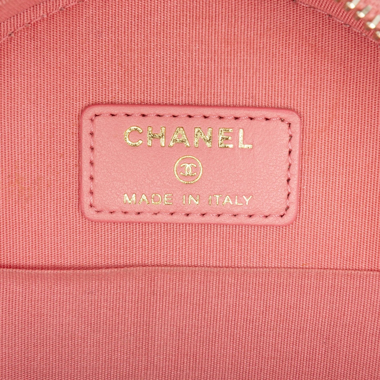 Pink Chanel CC Embossed Caviar Camellia Round Clutch With Chain Crossbody Bag