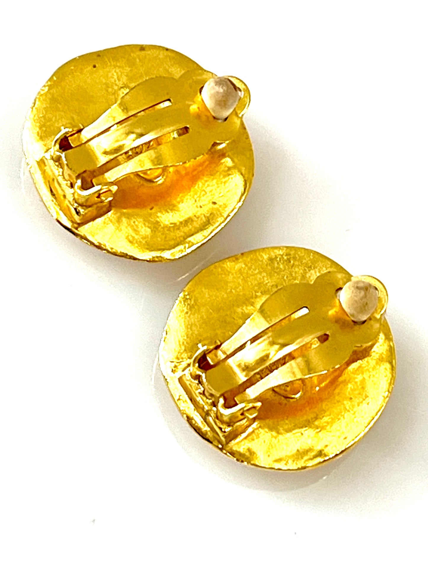 CHANEL 96P 24K GOLD PLATED CC CLIP ON EARRINGS