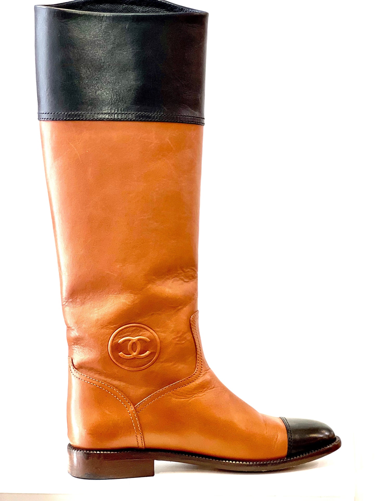 CHANEL CC LEATHER KNEE HIGH RIDING BOOTS