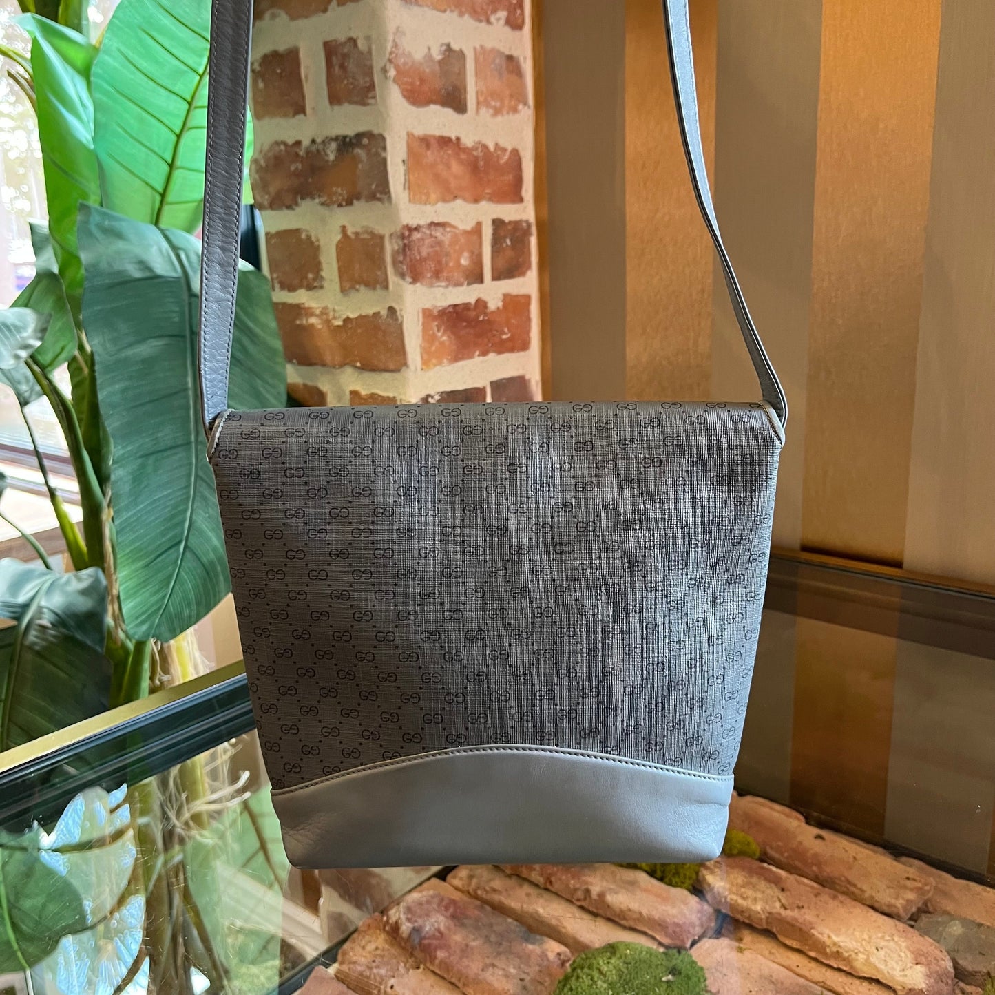 GUCCI   Gray Crossbody