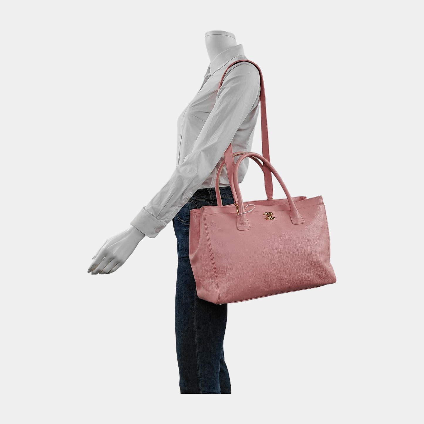 Chanel Cerf Executive Pink Caviar Leather Handbag Gold Hardware With Strap