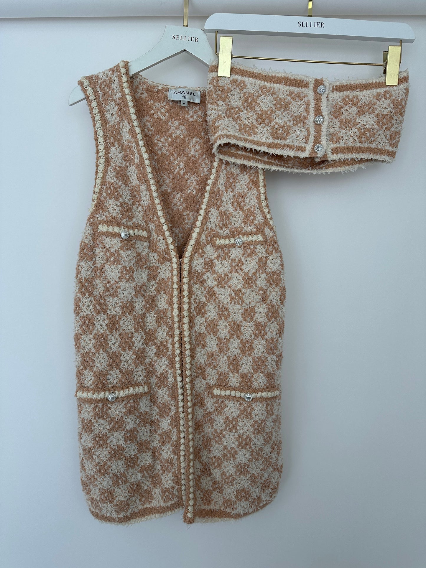 Chanel 23/S Dusty Pink & Ecru Tweed Gilet & Bralette Top with Crystal CC Buttons Detail Size FR 36 (UK 8)