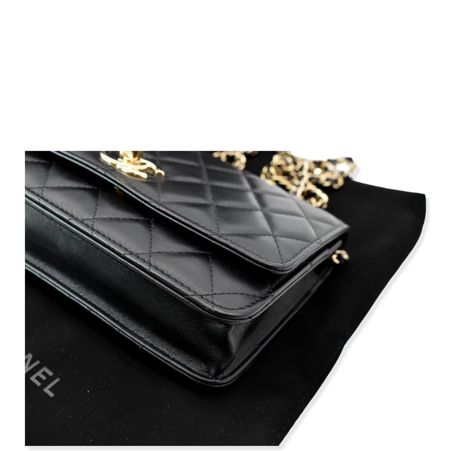 CHANEL Trendy CC  Leather Wallet On Chain Crossbody Bag Black
