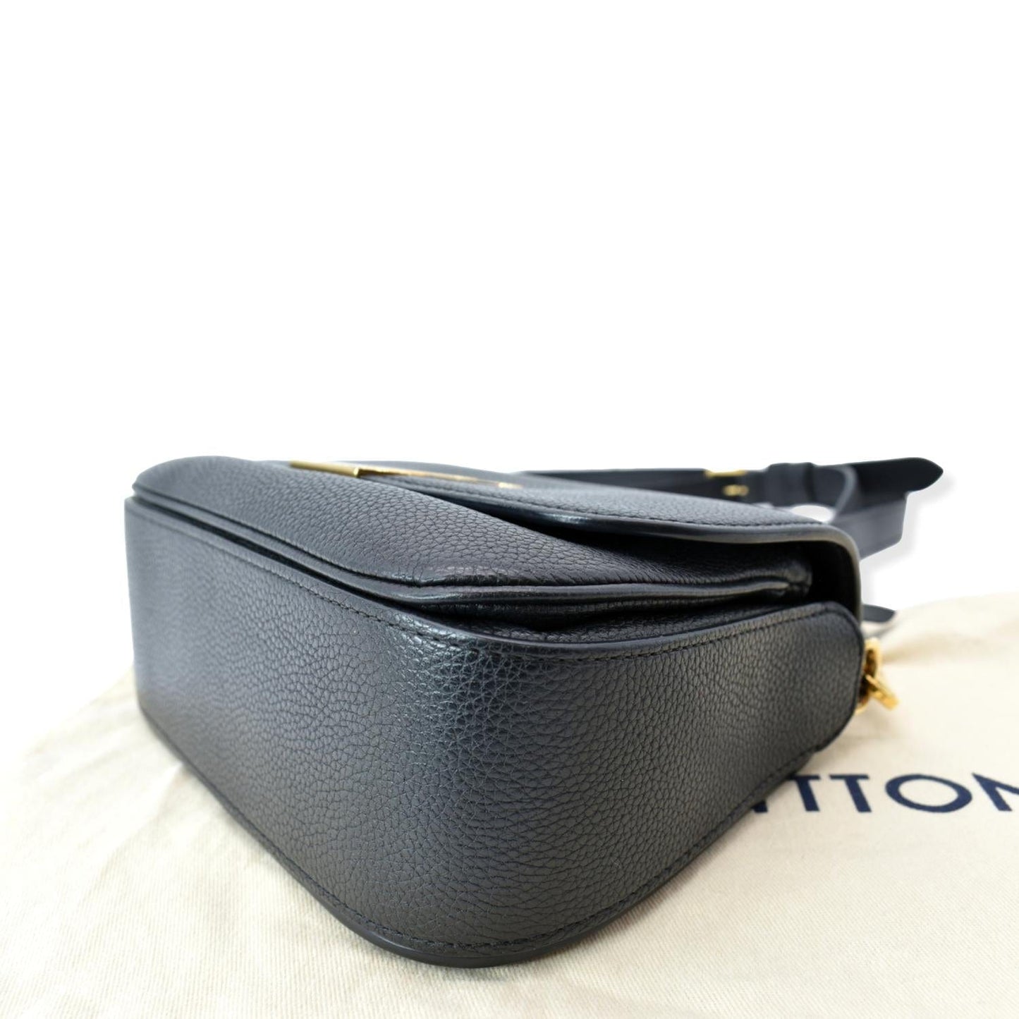 LOUIS VUITTON Vivienne NM Grained  Leather Shoulder Bag Black-