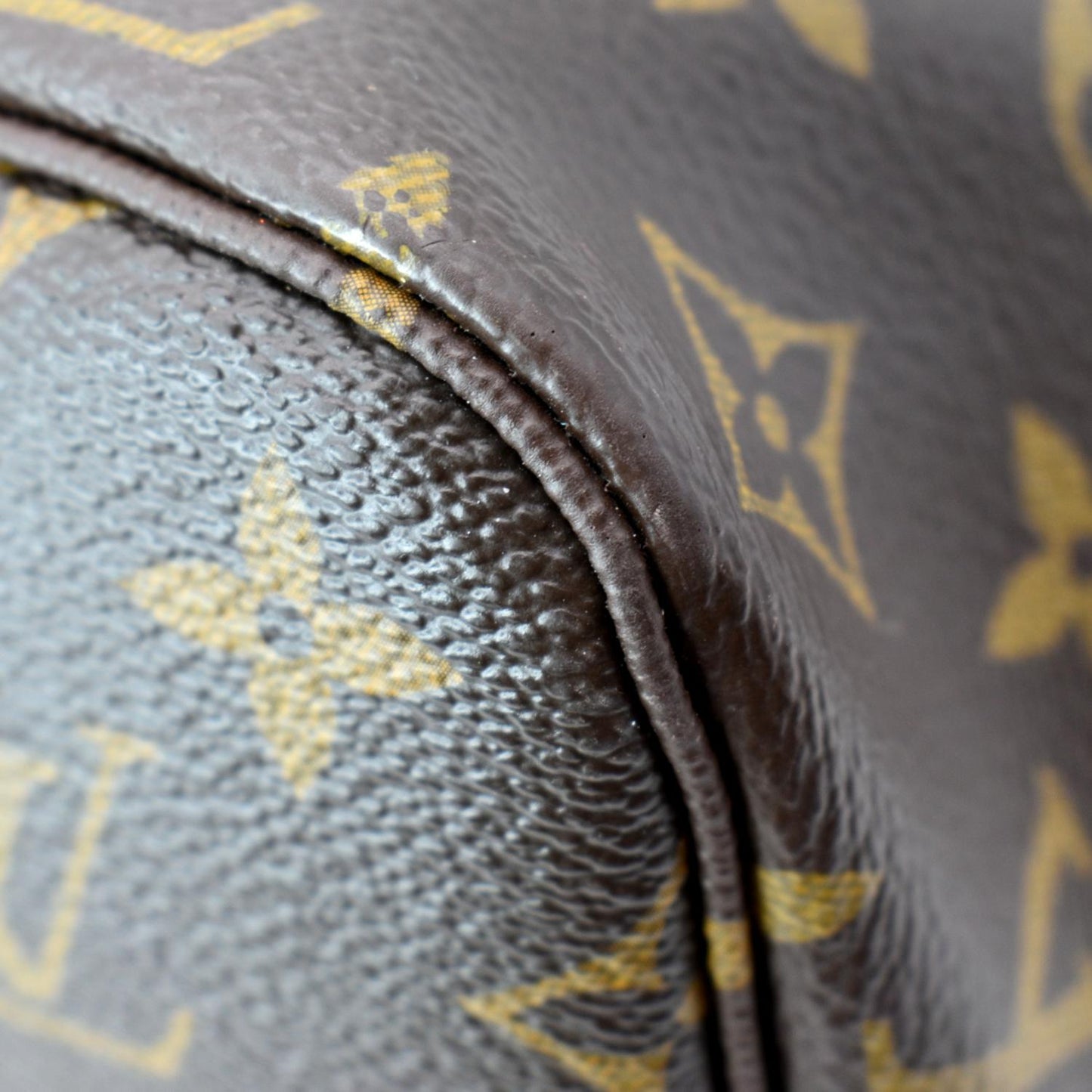 LOUIS VUITTON Limited Edition V Neverfull MM Monogram Canvas Tote Bag Turquoise