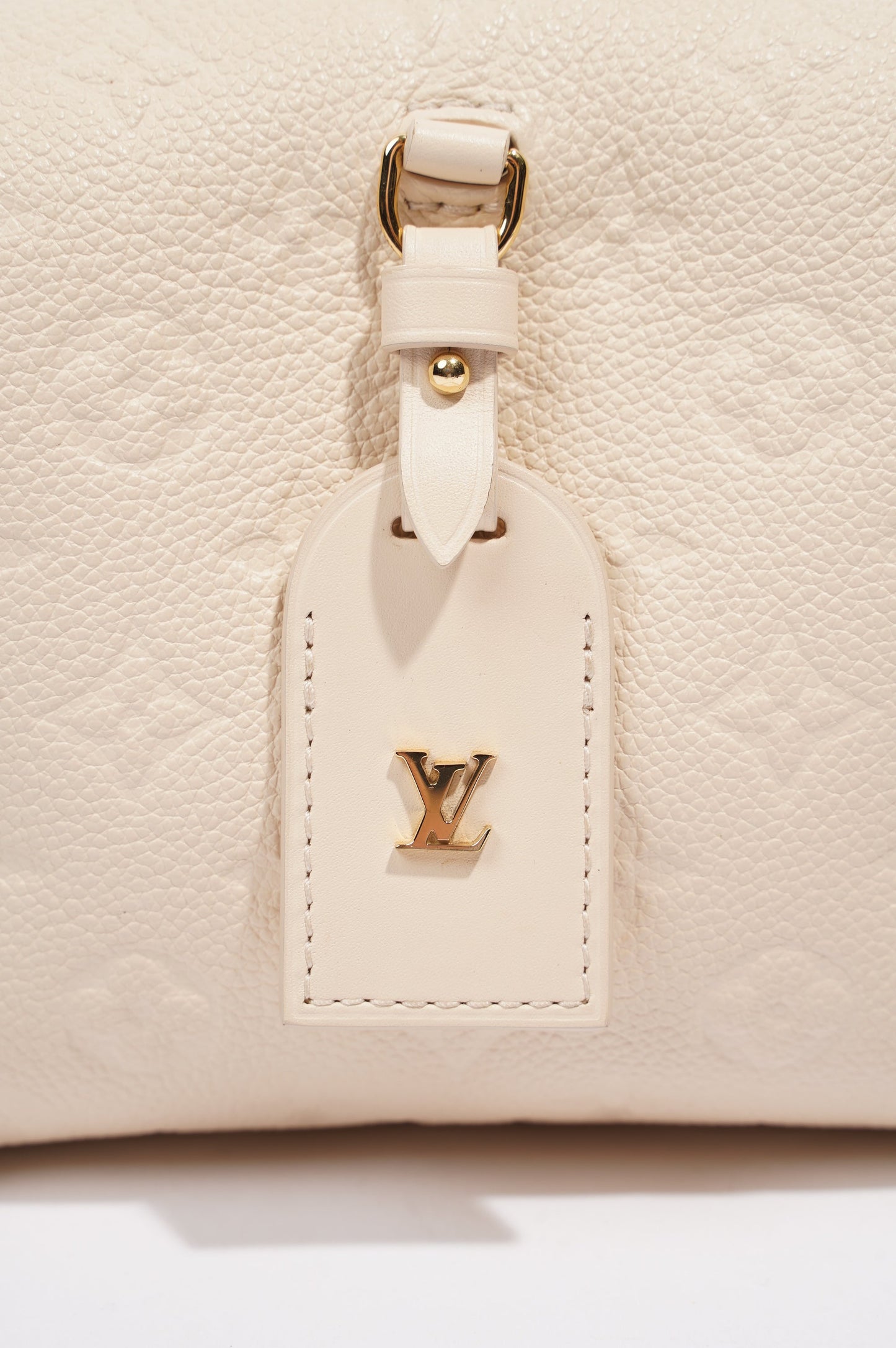 LOUIS VUITTON MALLE SOUPLE EMPREINTE EMBOSSED WHITE LEATHER