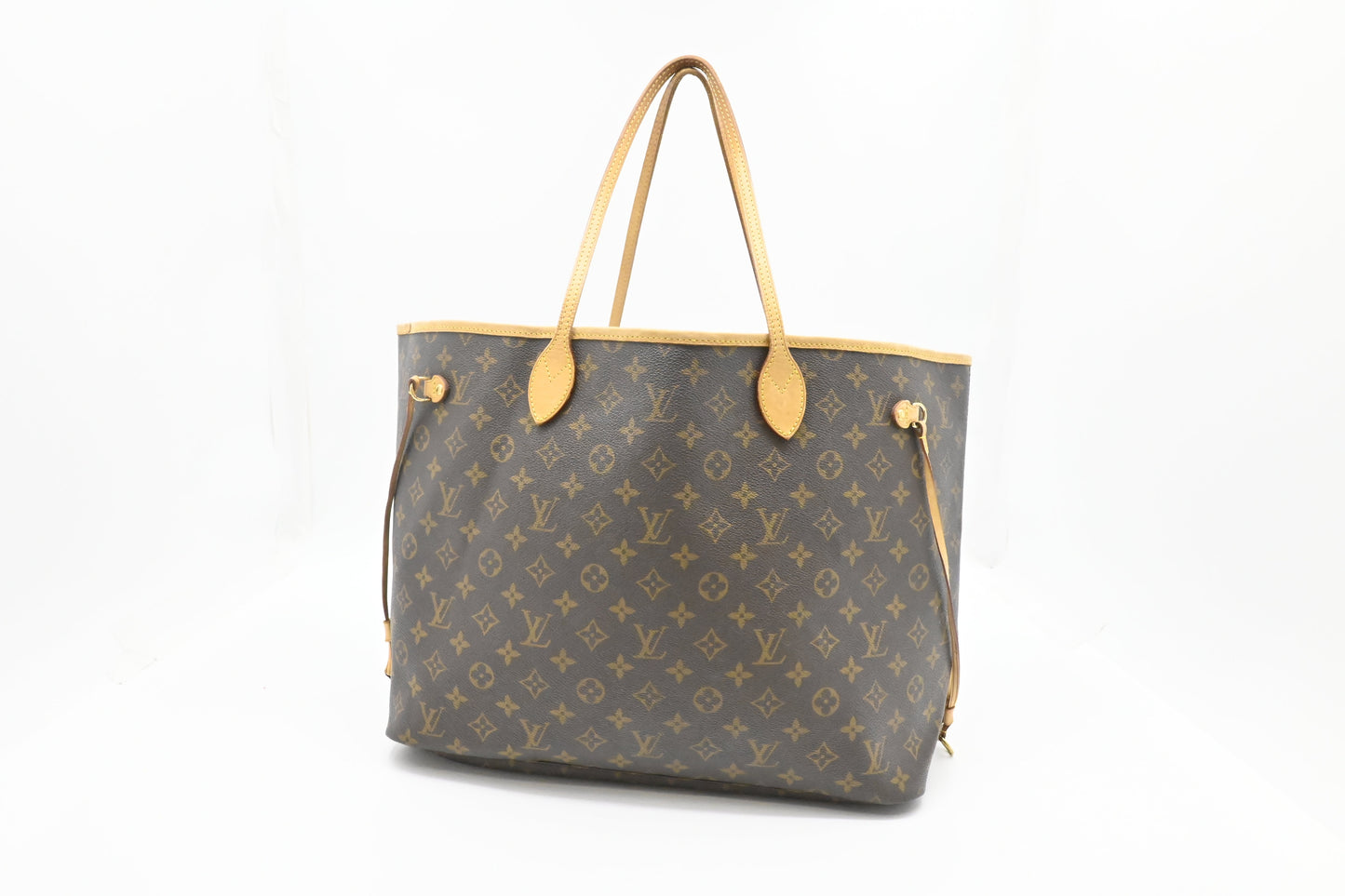 Louis Vuitton Neverfull GM in Monogram Canvas