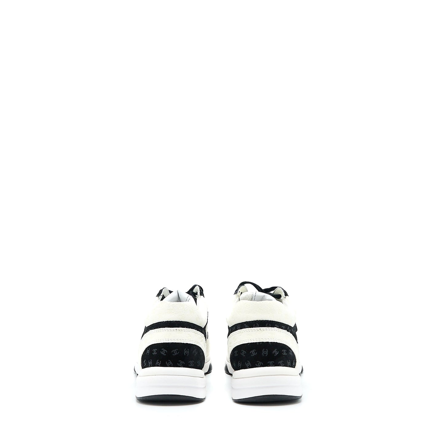 Chanel Size 38.5 22A Trainers Printed Suede Calfskin Black/White