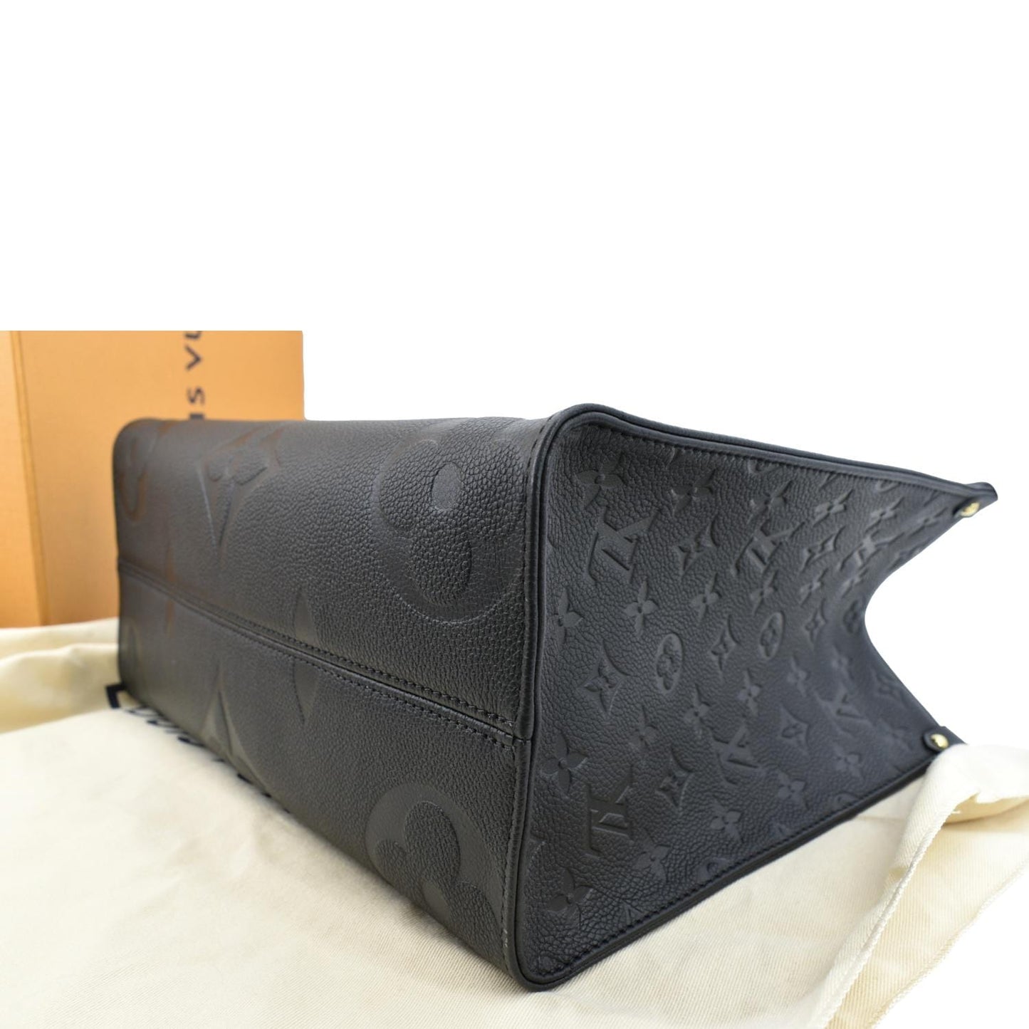 LOUIS VUITTON Onthego MM Giant Monogram Empreinte Leather Tote Shoulder Bag Black