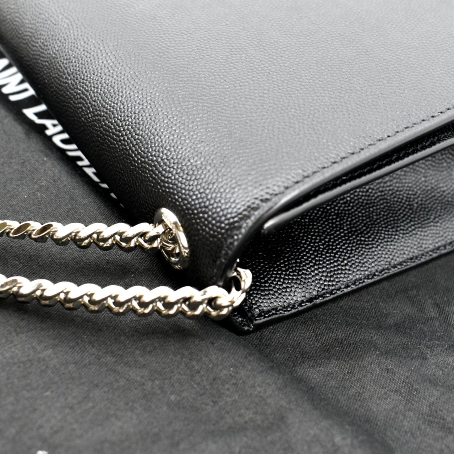 YVES SAINT LAURENT Kate Medium Grain De Poudre Leather Crossbody Bag Black