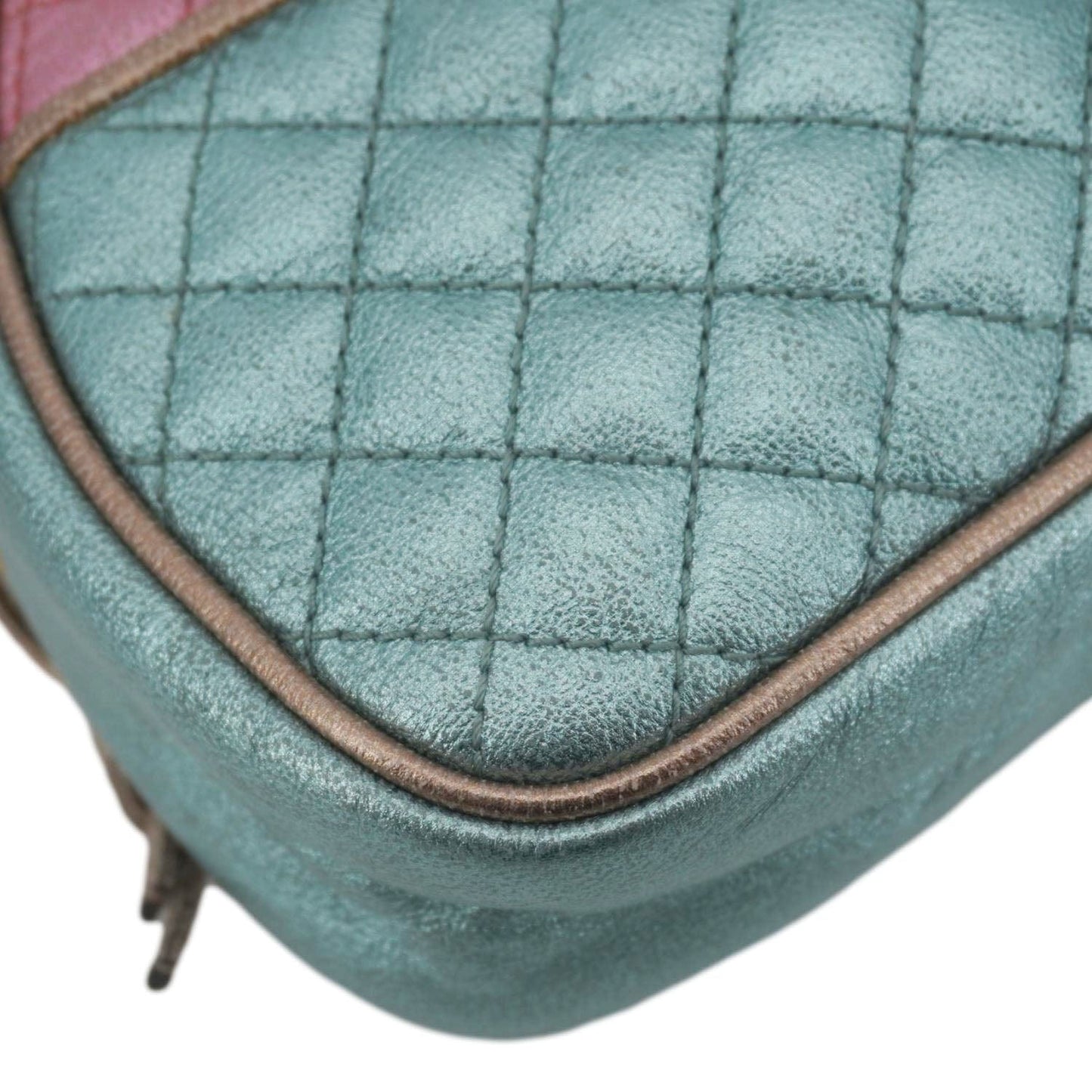 GUCCI Trapuntata Mini Zumi Dome Laminated Nappa Leather Crossbody Bag pink 534951