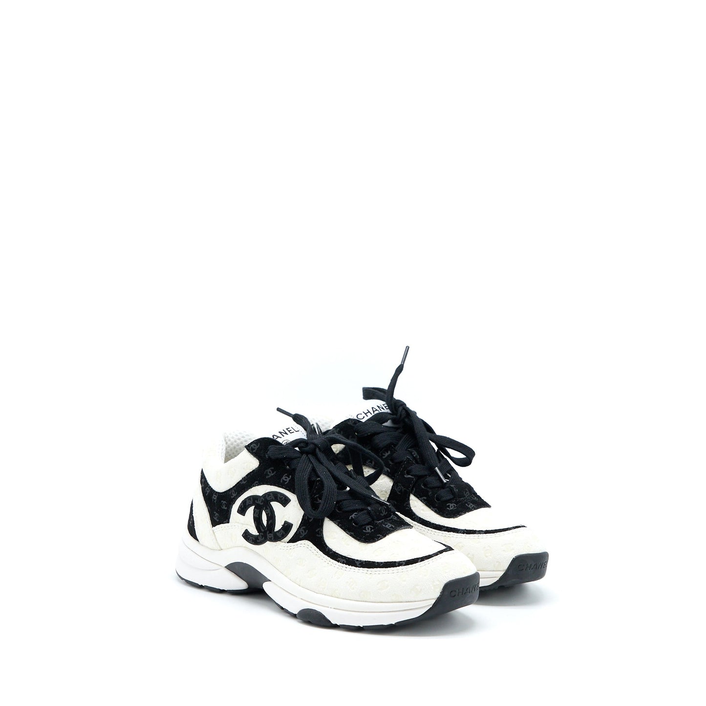 Chanel Size 35 22a Trainers Printed Suede/Calfskin Black/White