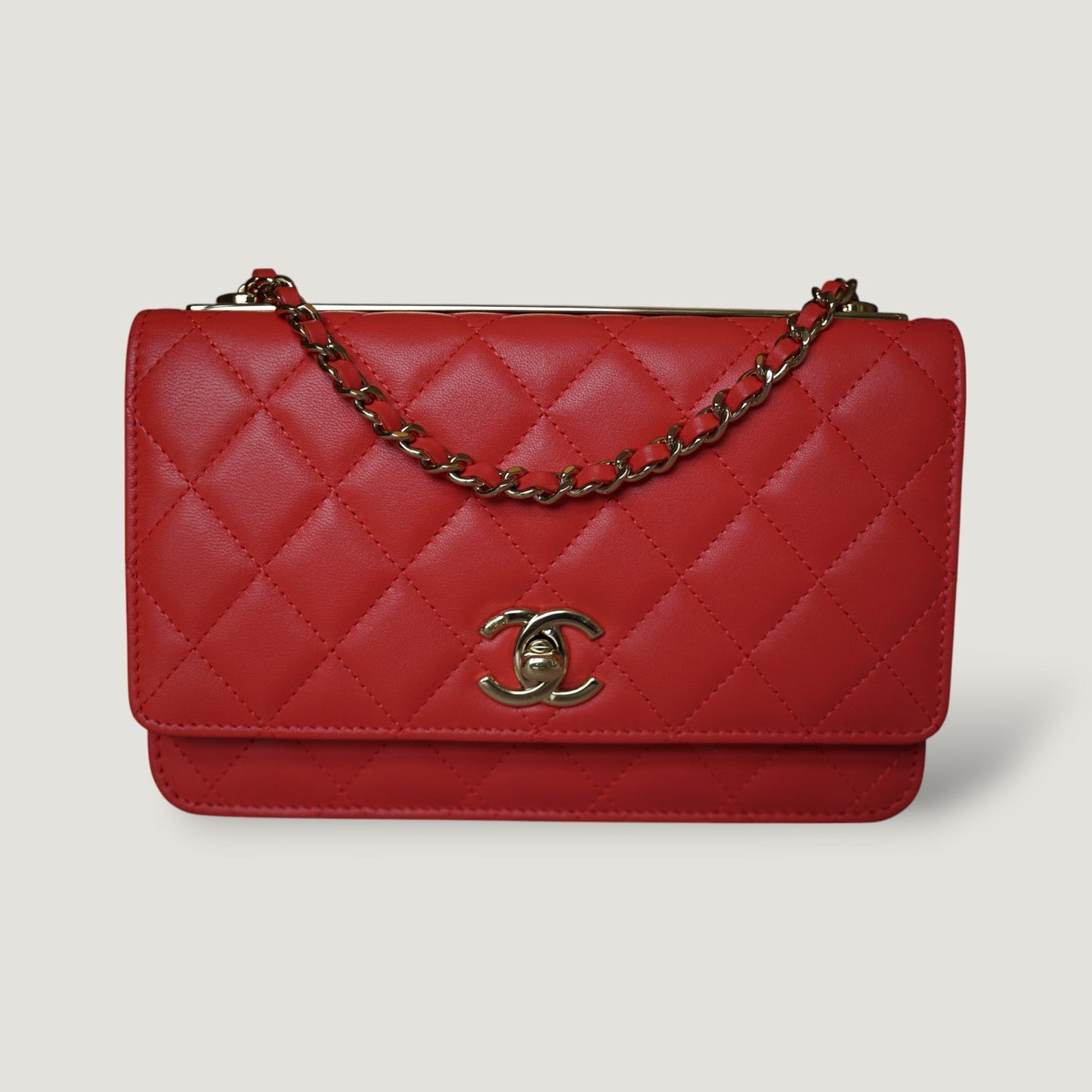 CHANEL WALLET ON CHAIN TRENDY