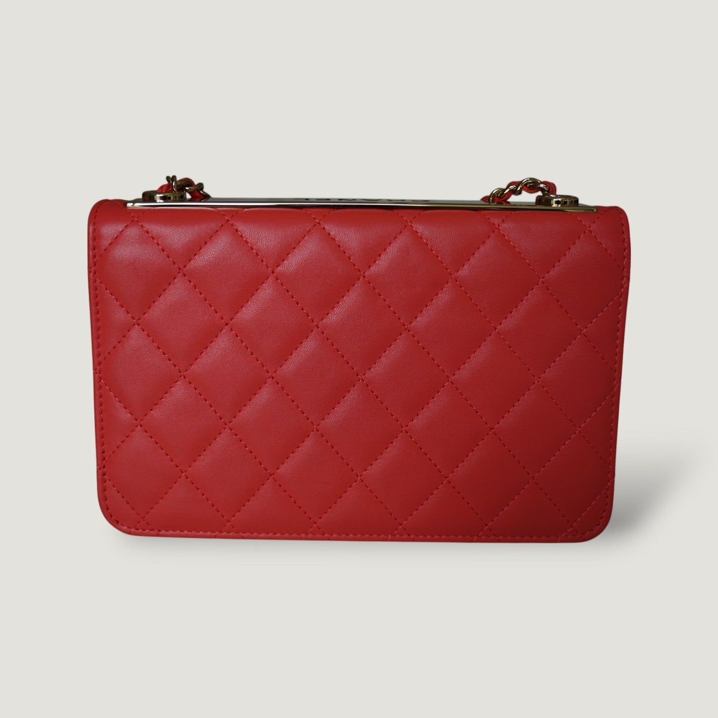 CHANEL WALLET ON CHAIN TRENDY