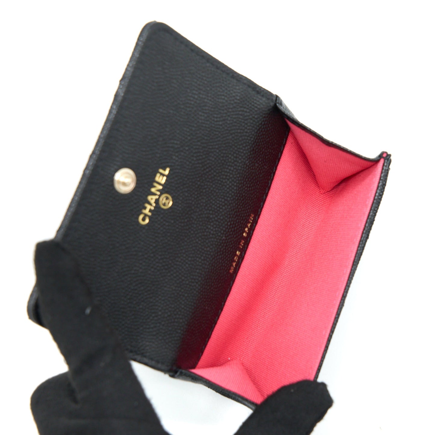Chanel 23P Detailed Logo Flap  Holder Caviar Black LGHW (Microchip)