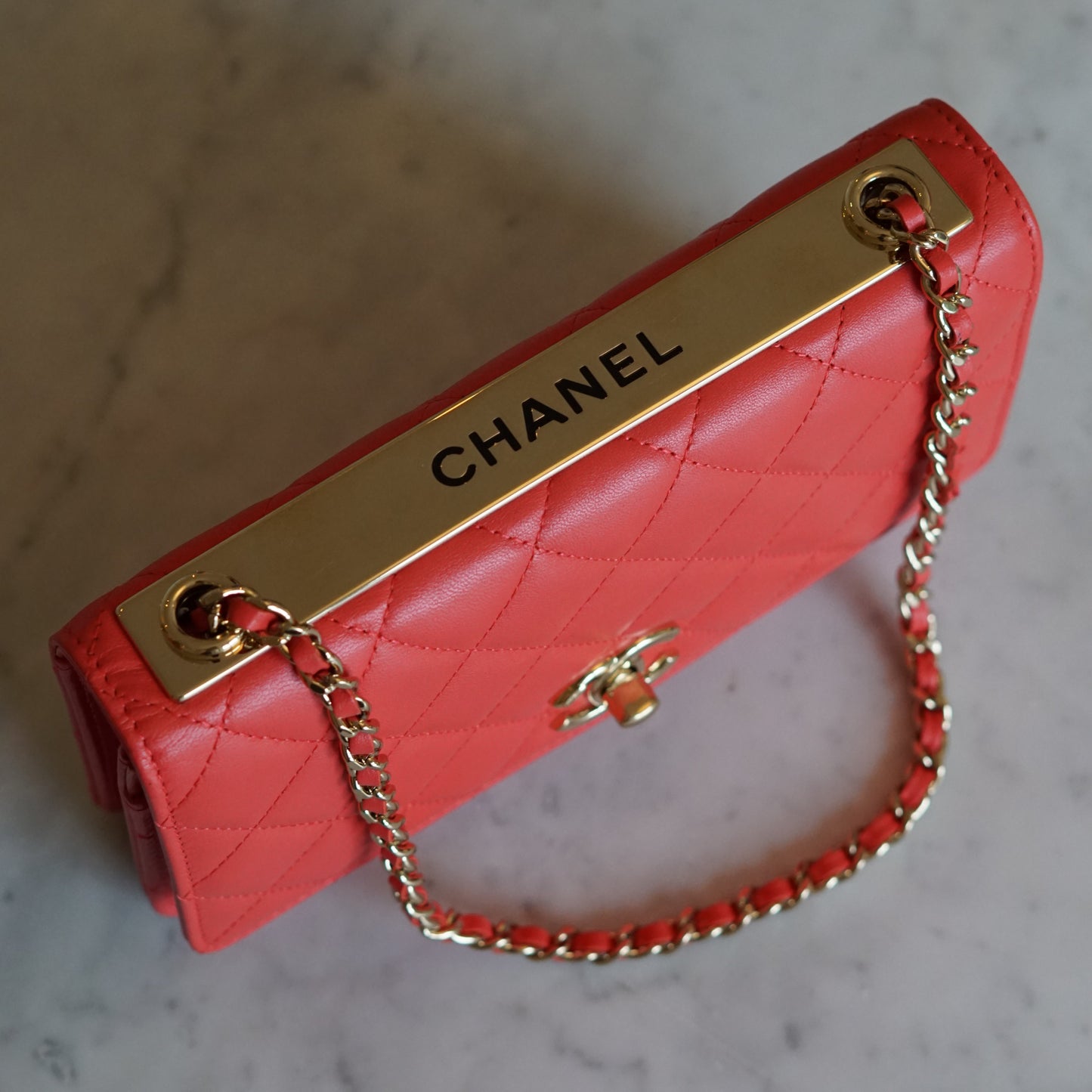 CHANEL WALLET ON CHAIN TRENDY