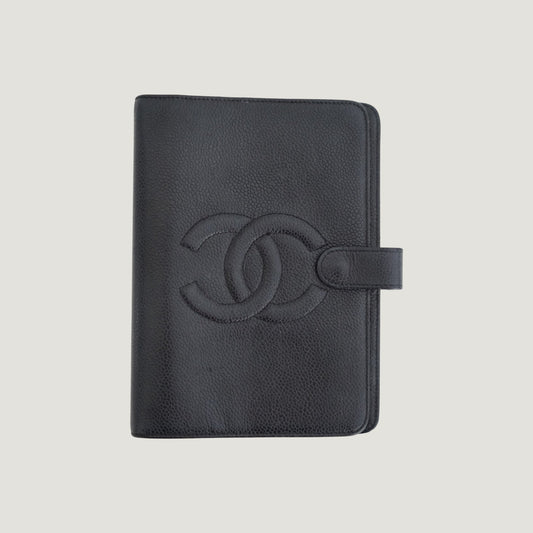CHANEL AGENDA COVER