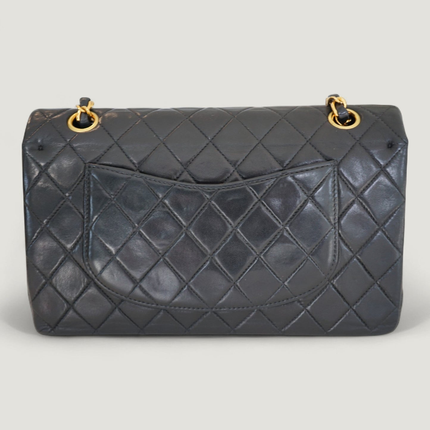 CHANEL CLASSIC MEDIUM BAG