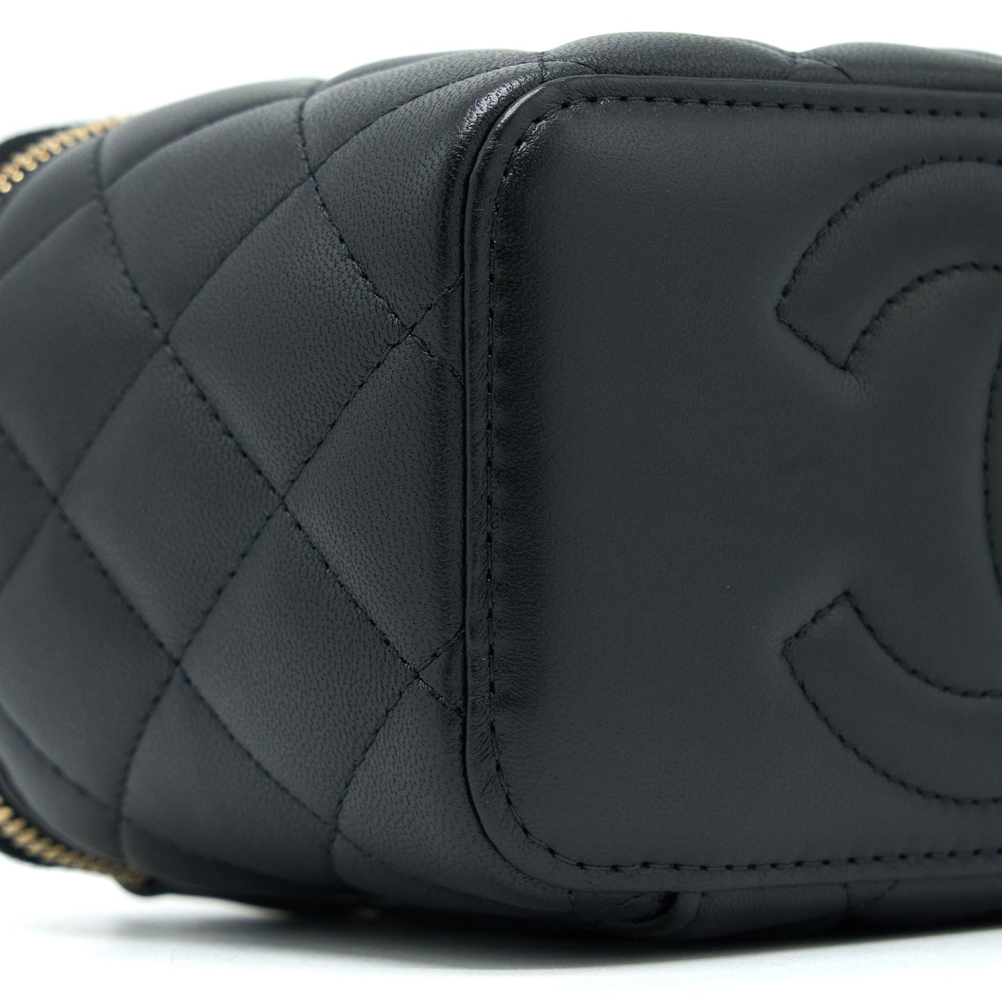 Chanel 23C Pearl Crush Long Vanity Lambskin Black LGHW (Microchip)