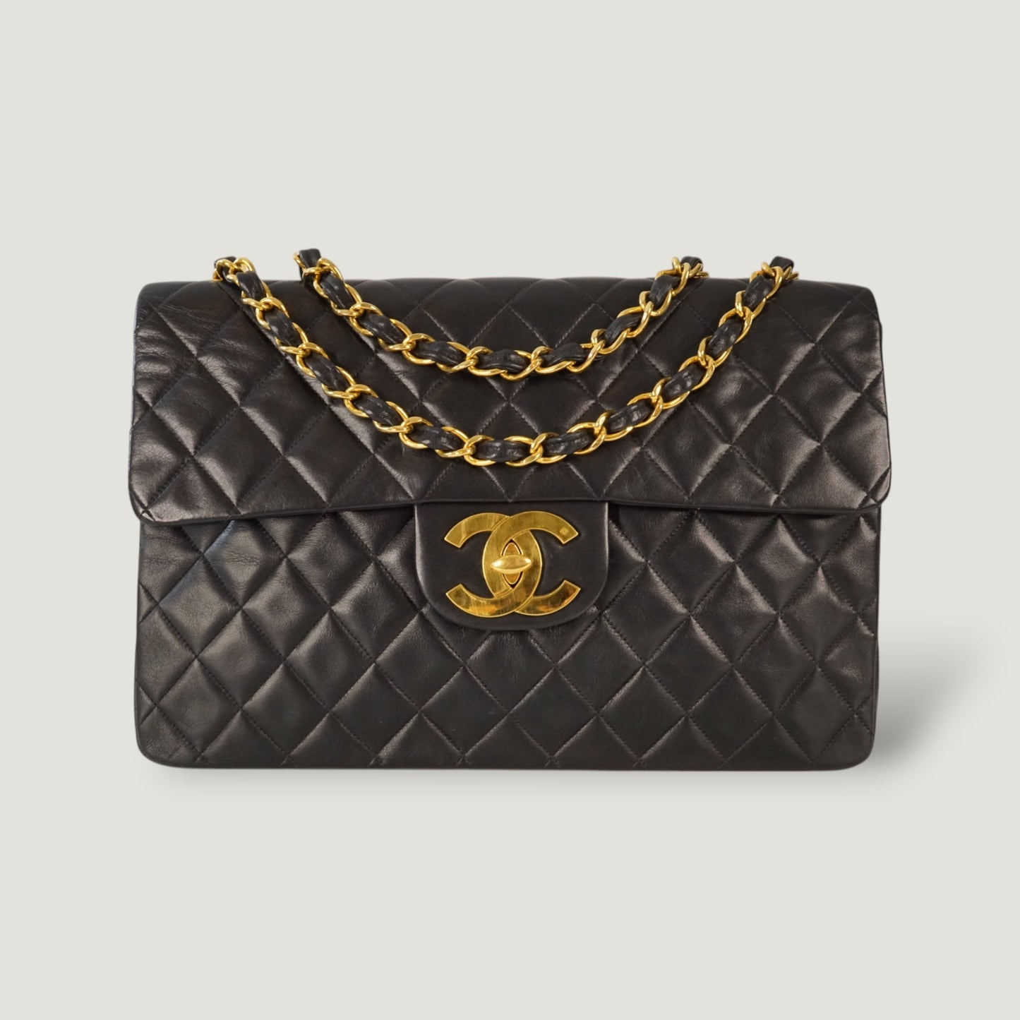 CHANEL CLASSIC JUMBO MAXI BAG