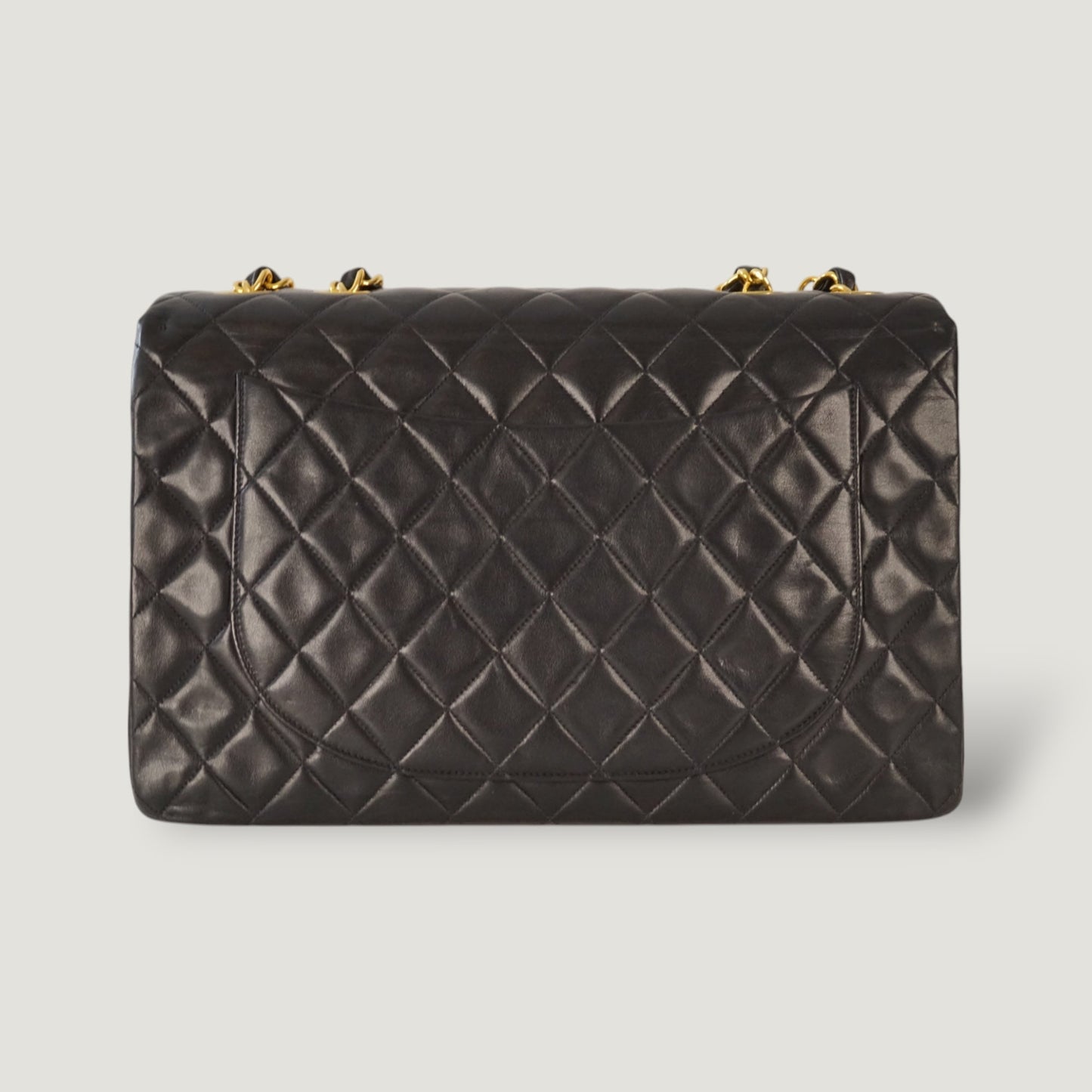 CHANEL CLASSIC JUMBO MAXI BAG