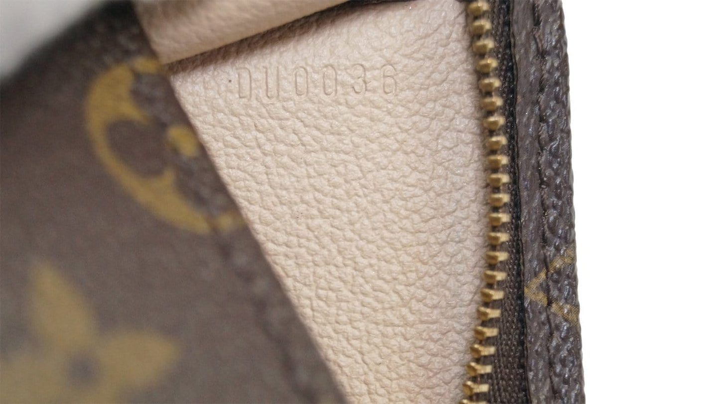 LOUIS VUITTON Monogram Canvas Poche Toilette 15 Cosmetic Pouch