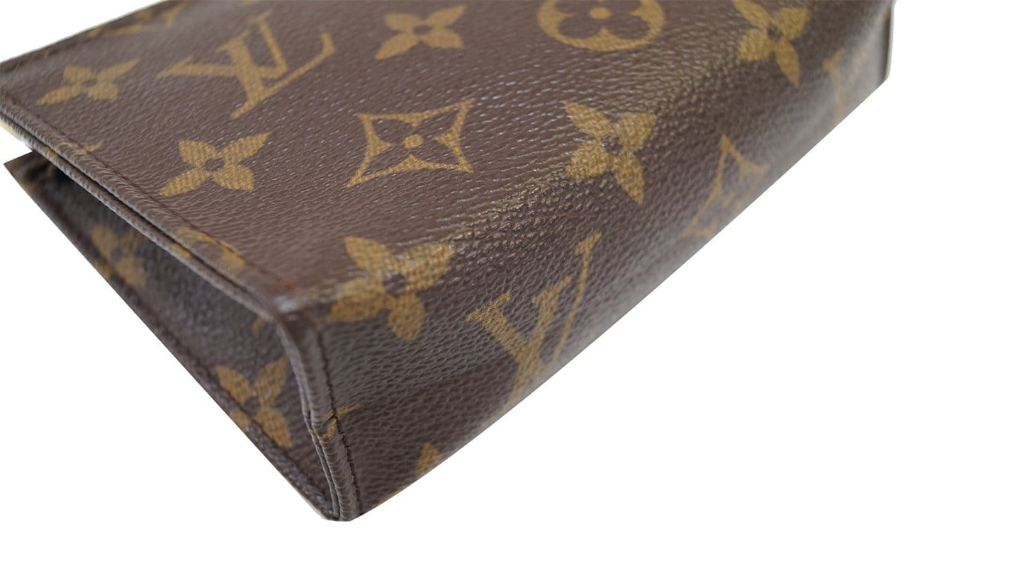 LOUIS VUITTON Monogram Canvas Poche Toilette 15 Cosmetic Pouch