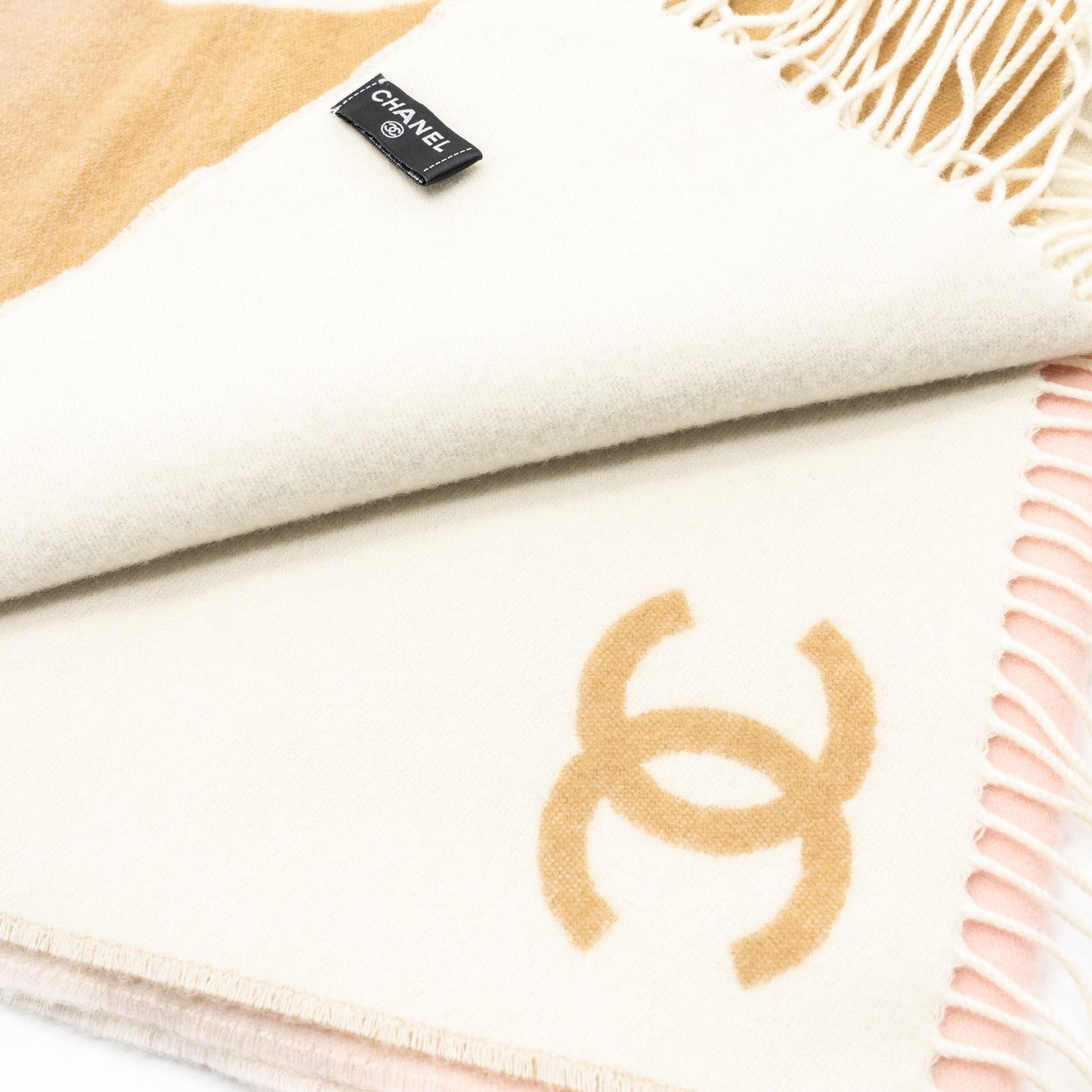 Chanel Cashmere And Wool Multicolour Scarf Pink/ beige/ Cream