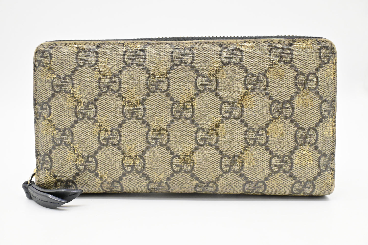 Gucci Bee Long Zippy Wallet in GG Supreme Canvas