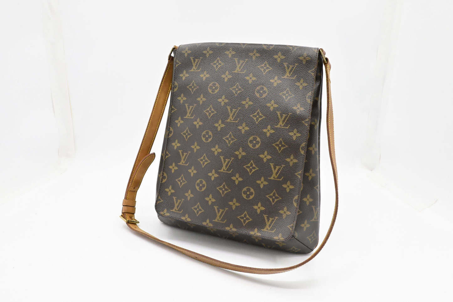 Louis Vuitton M tte Salsa in Monogram Canvas