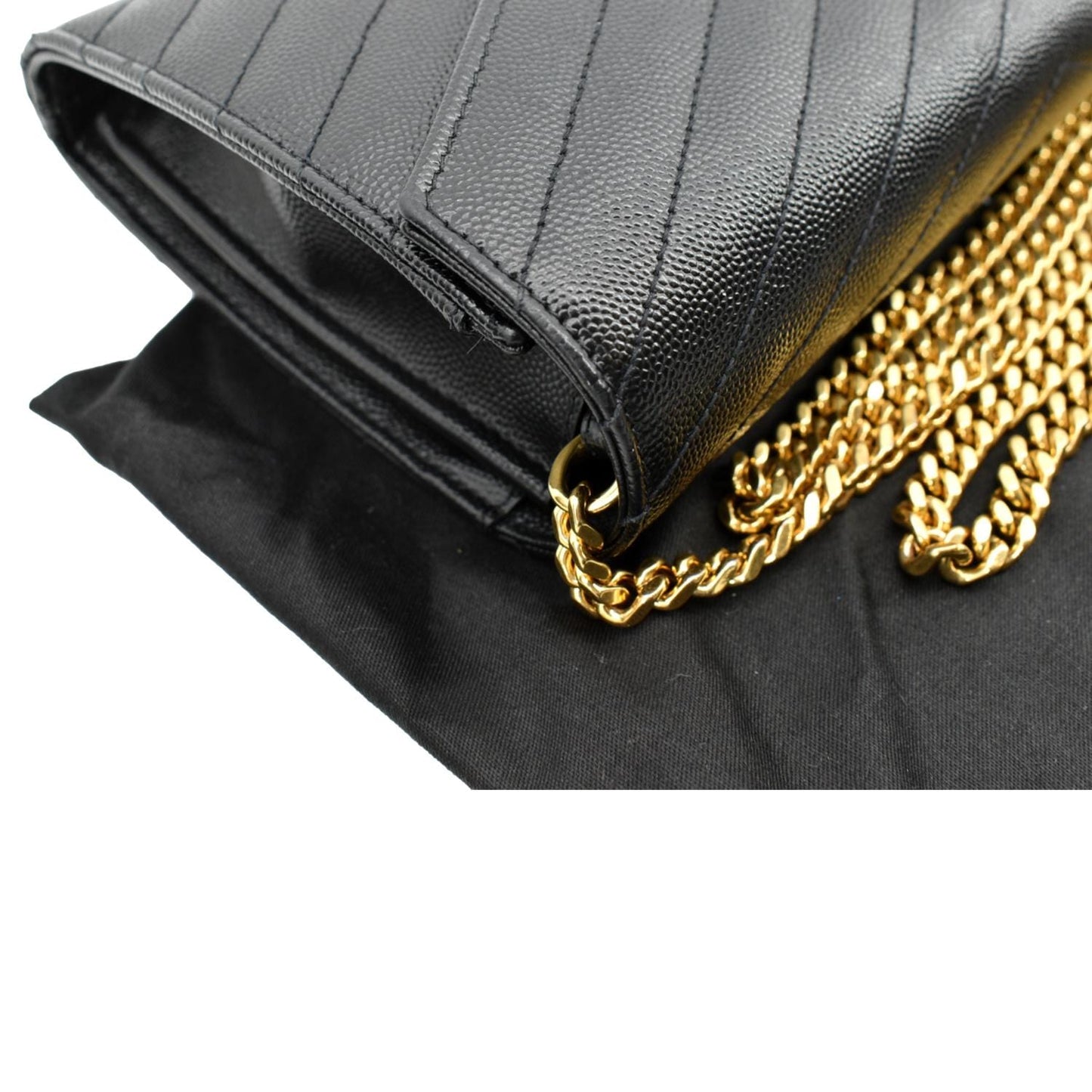YVES SAINT LAURENT Chevron Grain De Poudre Envelope Chain Bag Black -