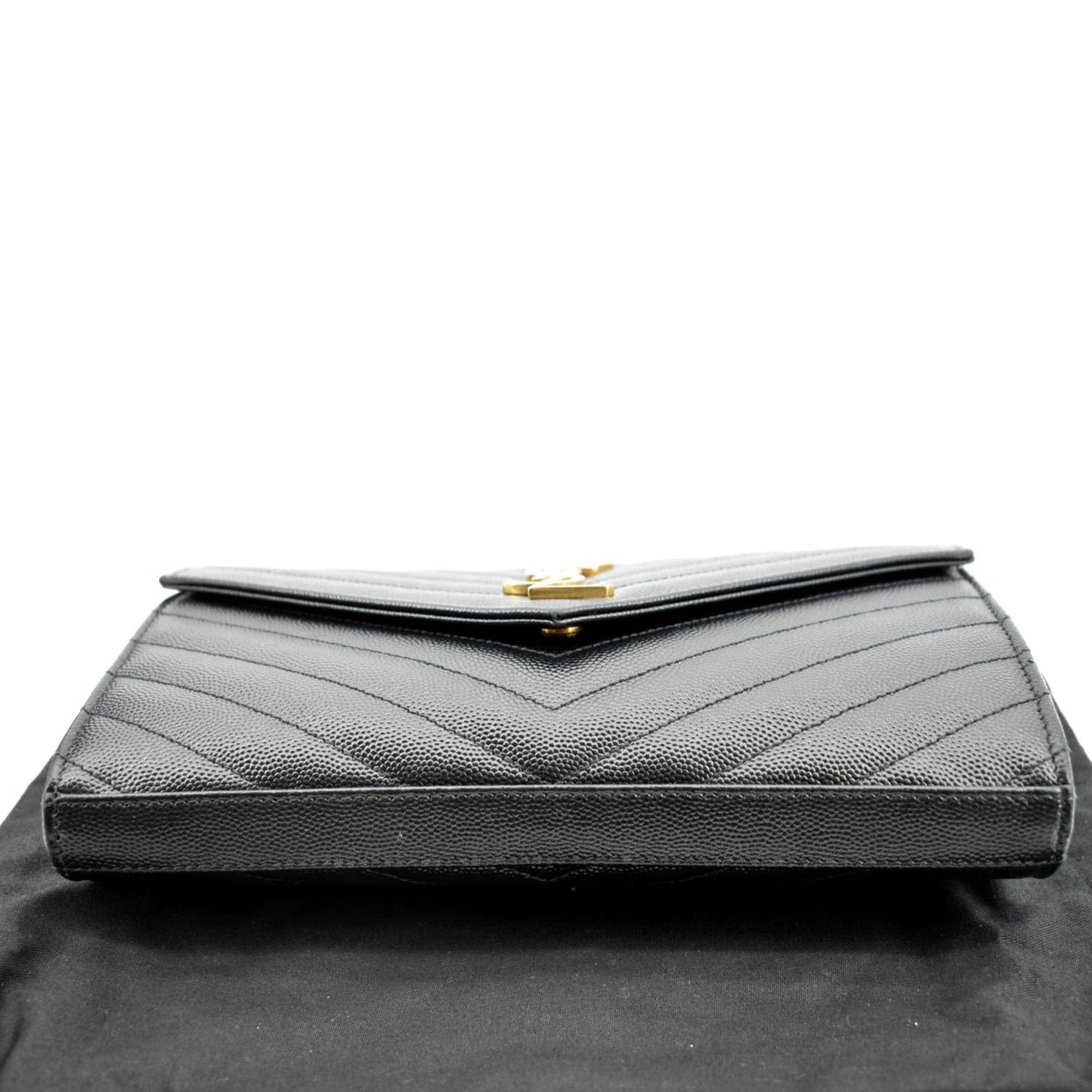 YVES SAINT LAURENT Chevron Grain De Poudre Envelope Chain Bag Black -