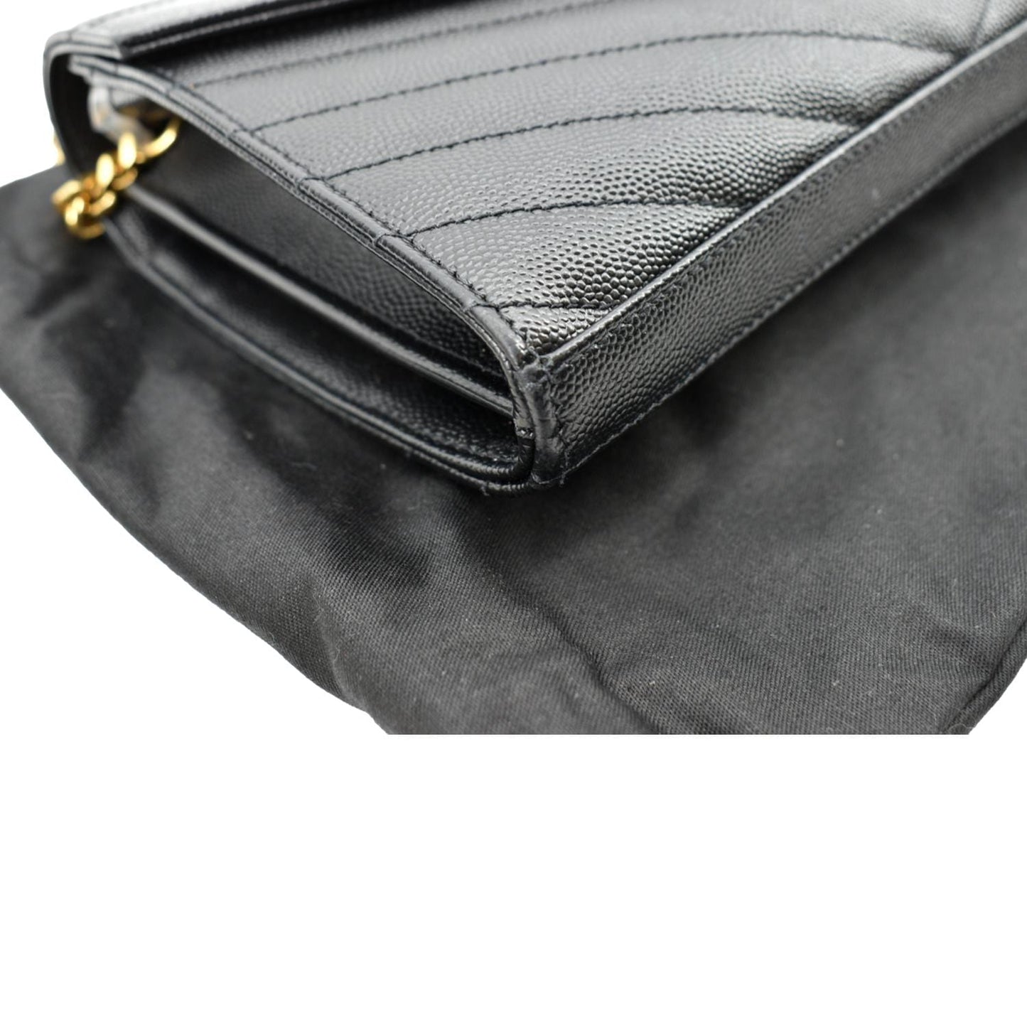 YVES SAINT LAURENT Chevron Grain De Poudre Envelope Chain Bag Black -