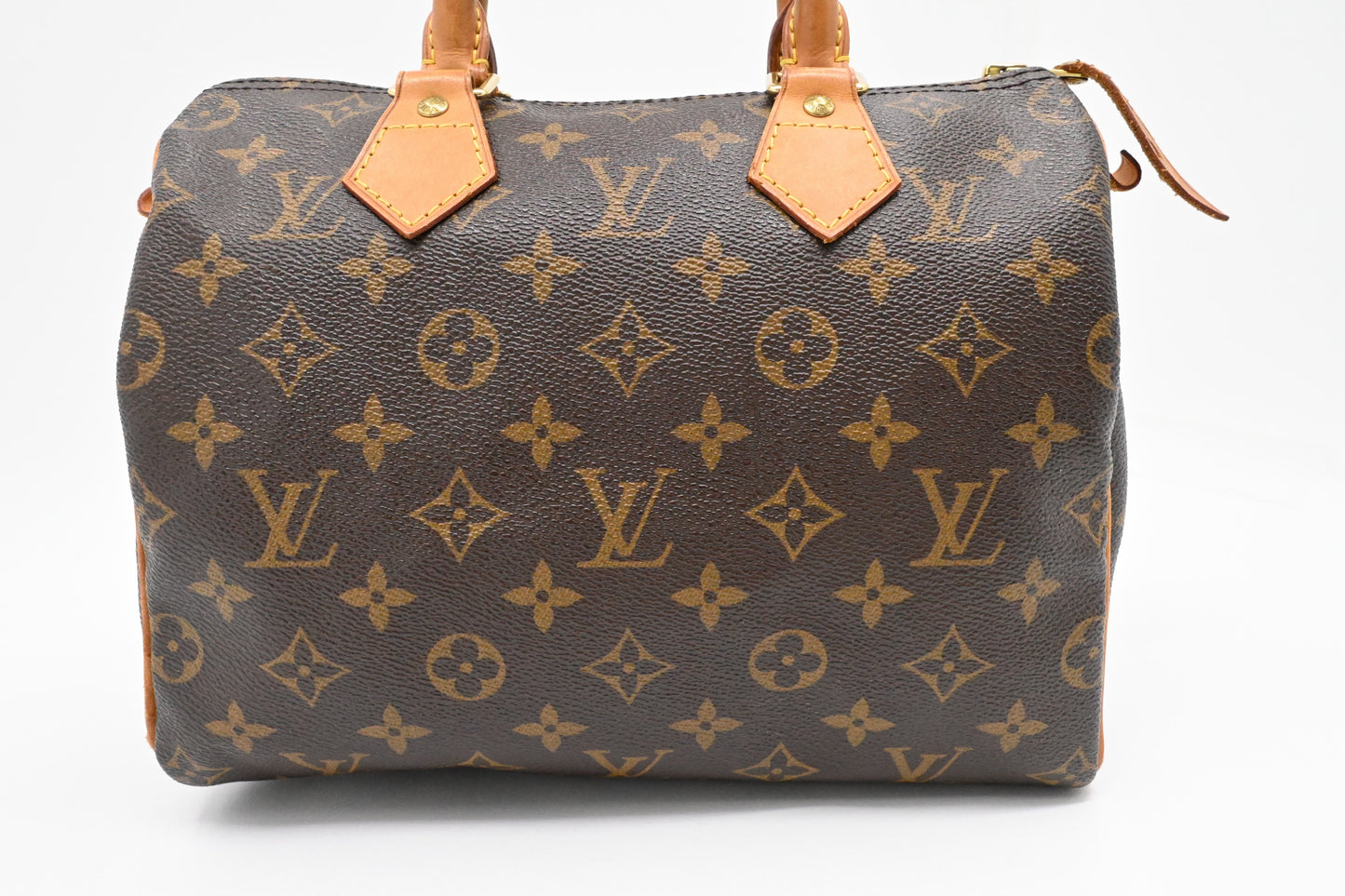 Louis Vuitton Speedy 25 in Monogram Canvas