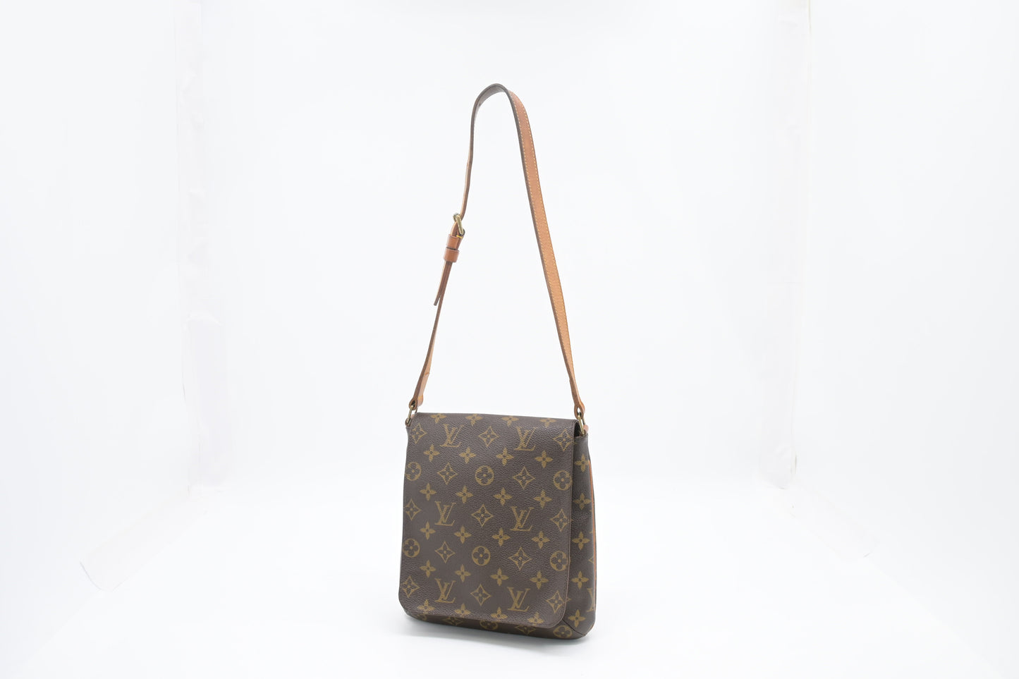 Louis Vuitton M tte Salsa in Monogram Canvas