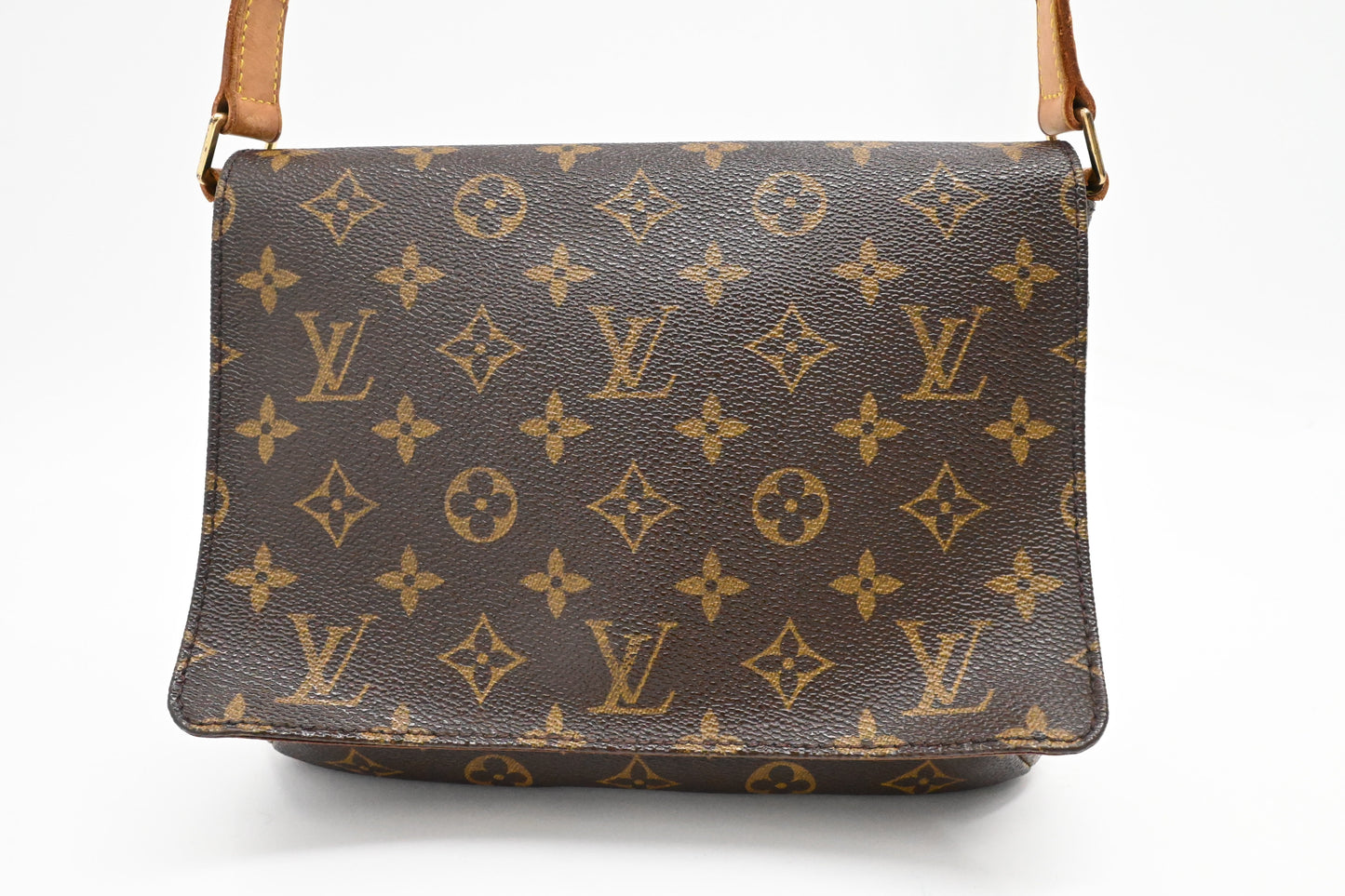 Louis Vuitton M tte Tango in Monogram Canvas