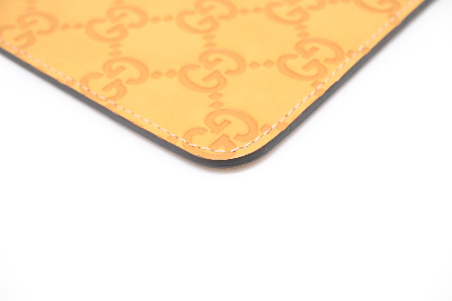 Gucci Mo pad in Yellow Guccissima Leather