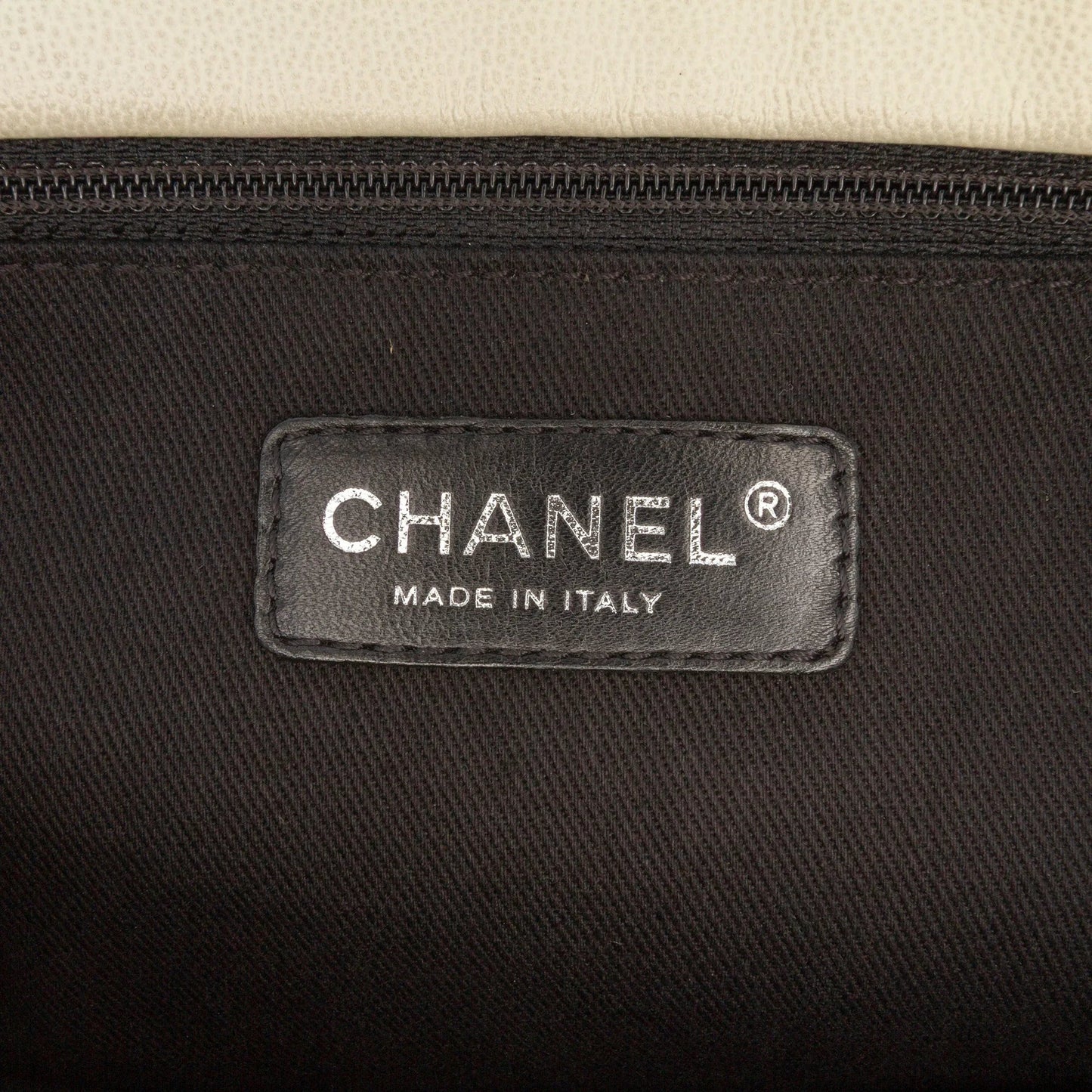 White Chanel Quilted Calfskin Expandable Zip Yacht Flap Shoulder Bag