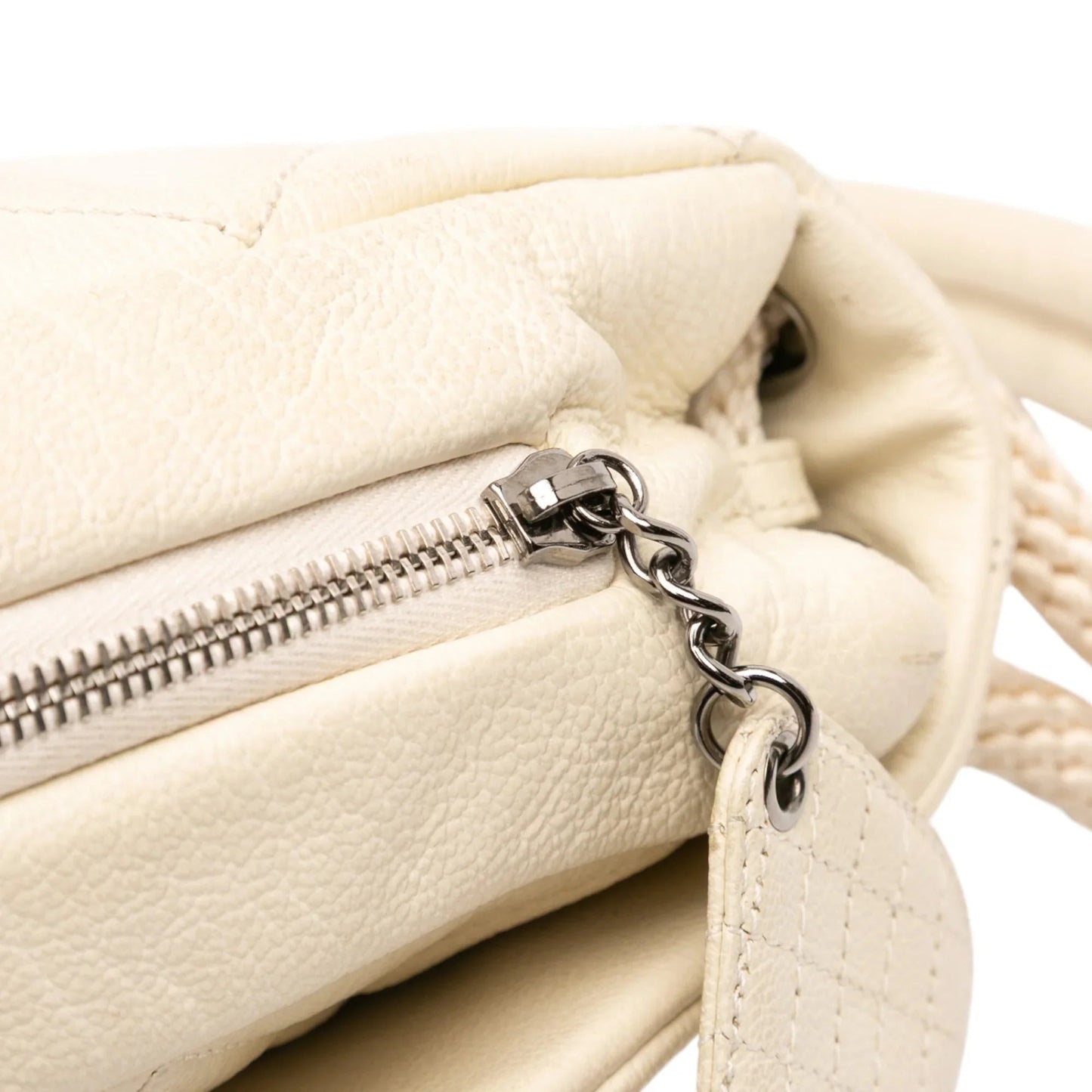 White Chanel Quilted Calfskin Expandable Zip Yacht Flap Shoulder Bag