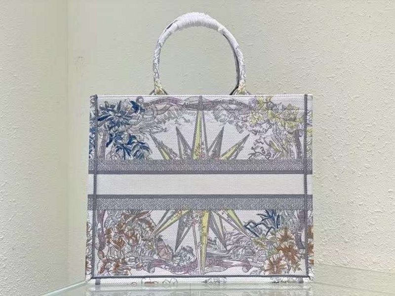 Dior Tote Hand Bag BG02326