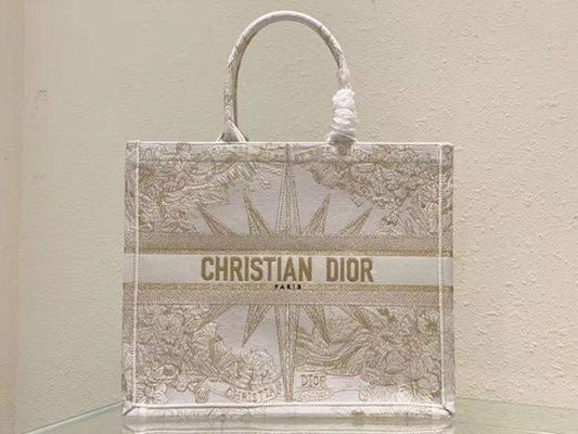 Dior Tote Hand Bag BG02328