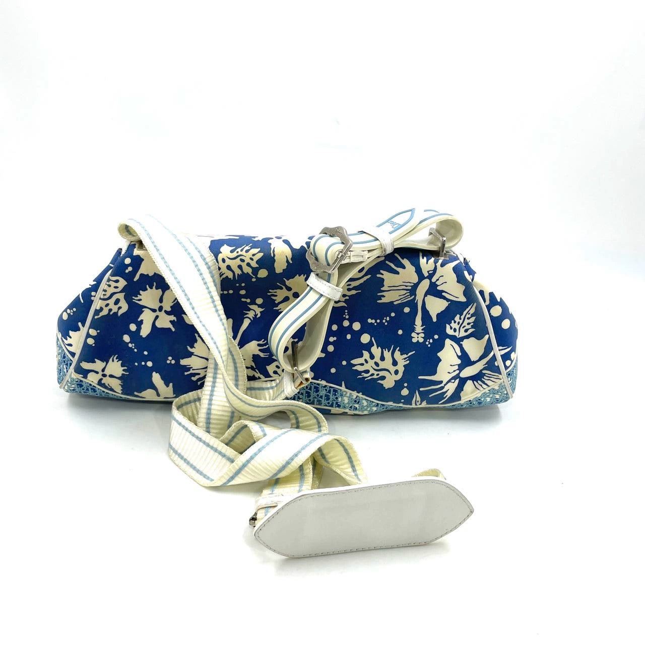 Dior   Surf Chick Shoulder Bag Blue and White Chinese Porcelain Print